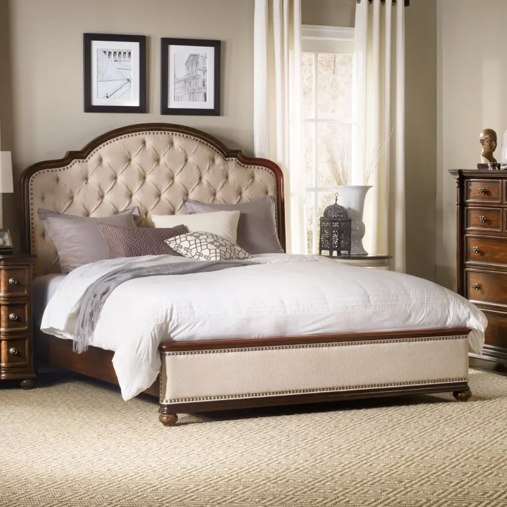 Leesburg Upholstered Standard Bed